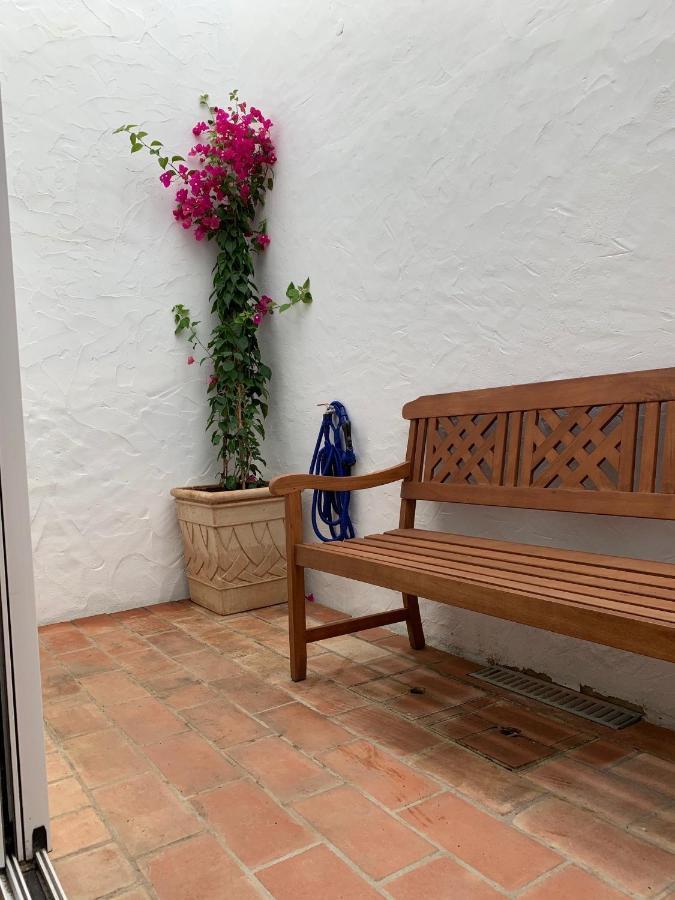 Stylish Townhouse With Gallery In The Heart Of Tavira For Two Luaran gambar